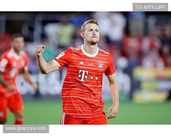 德里赫特在拜仁表现